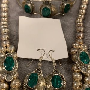 Handmade Jewelry necklace, bracelet and earring.